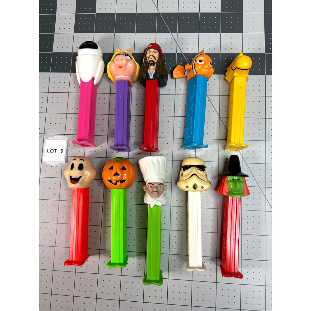 Vintage PEZ Dispensers Lot of 10 Star Wars Disney Muppets Halloween Woodstock